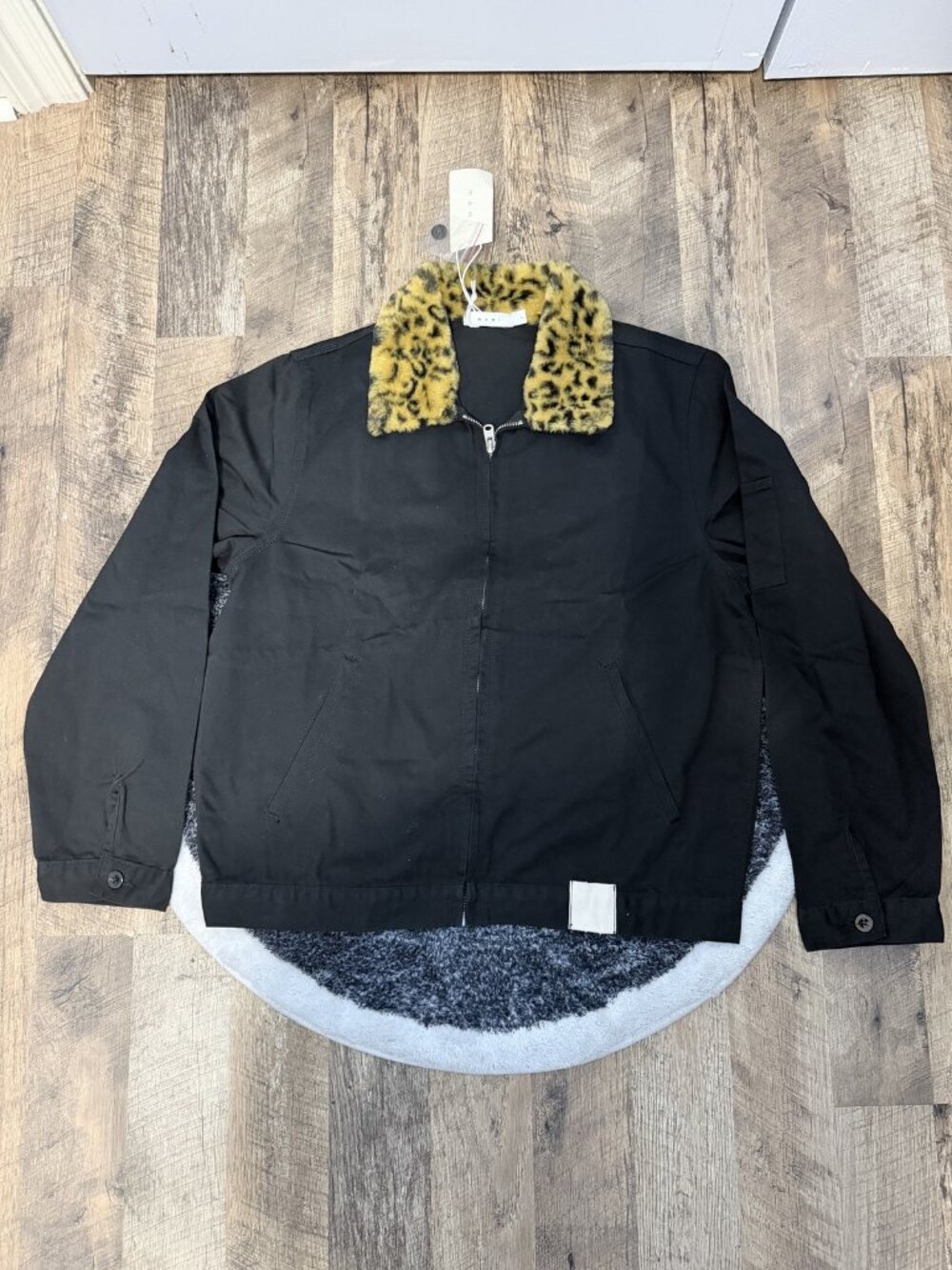 mnml Size Large (L) Zip-Up Jacket with Leopard Print Faux Fur Collar